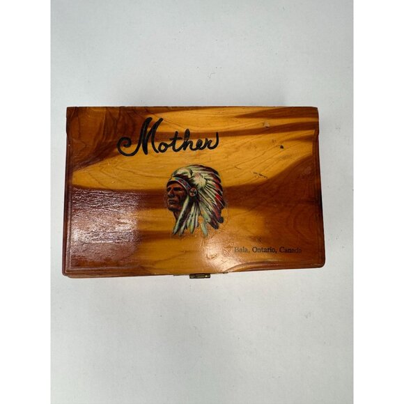 Vintage Cedar Wood Mother Keepsake Box Bala Ontario Canada Indian Chief Motif - Picture 10 of 16